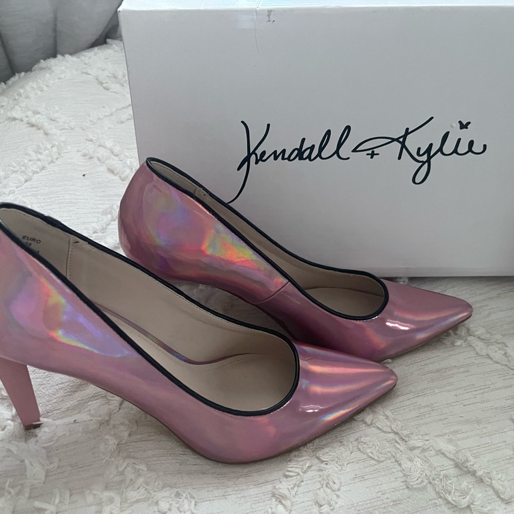 Pink high heels
